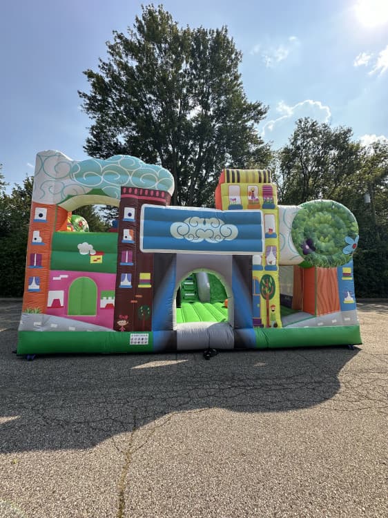 EXTREME FUN CITY Bounce House with Double Slides