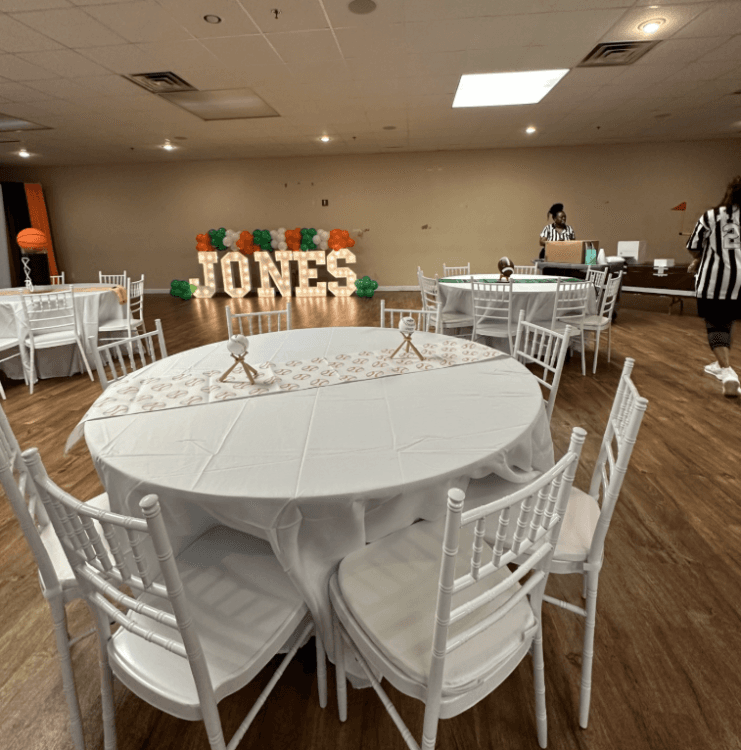 White Chiavari Chair with Cushion 0